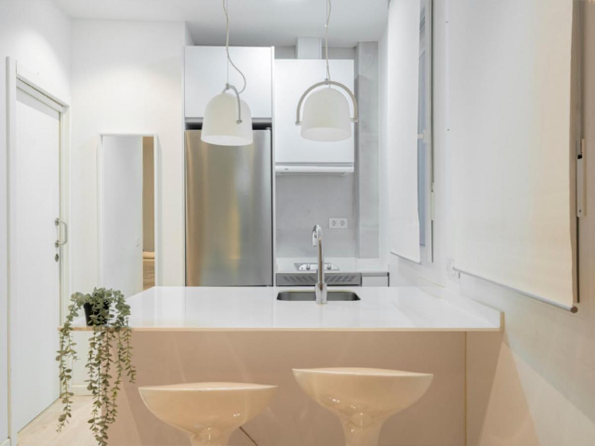 2 Bedroom Flat In La Latina-Carn Μαδρίτη Εξωτερικό φωτογραφία